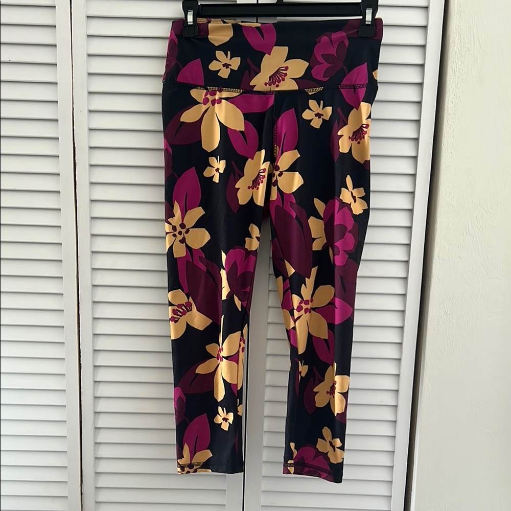 Floral Activewear Leggings - Black, yellow and Pink